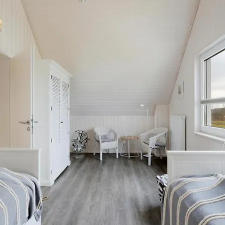 Awesome In Ostseeresort With Sauna Hébergement de vacances